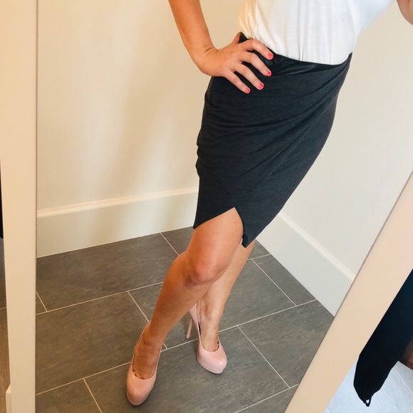 Heather Dresses & Skirts - 🆕 NWT Heather Leather Banded Soft Pencil Skirt  M